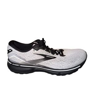 Brooks brooks ghost 15 Men's Athletic Shoes - White and Black size 11.5